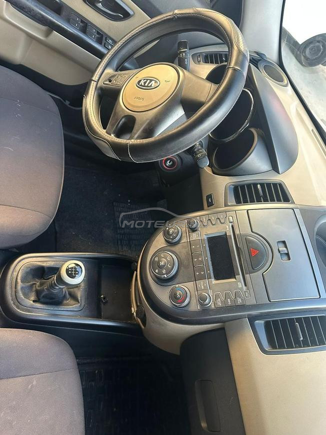   kia soul 2012