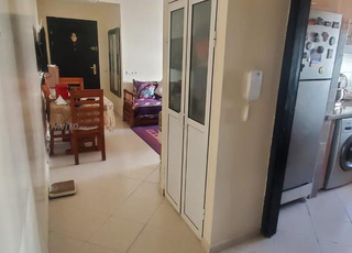 شقة ممتازة للكراء إقامة الزهراء 