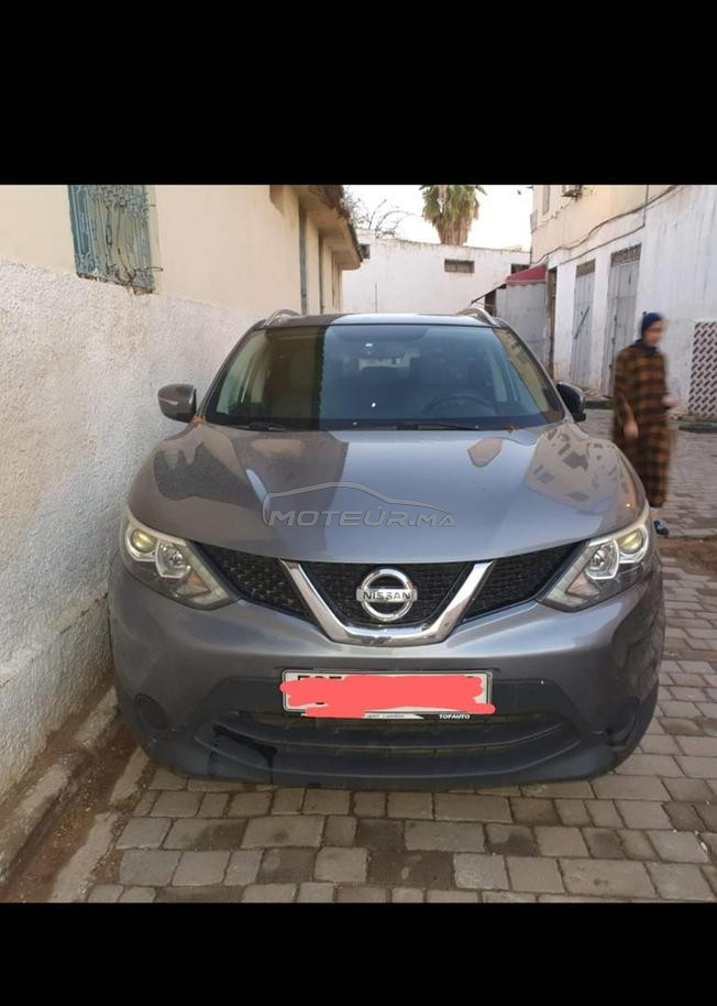 سيارة نيسان ممتازة ونظيفة جودة جيدة 