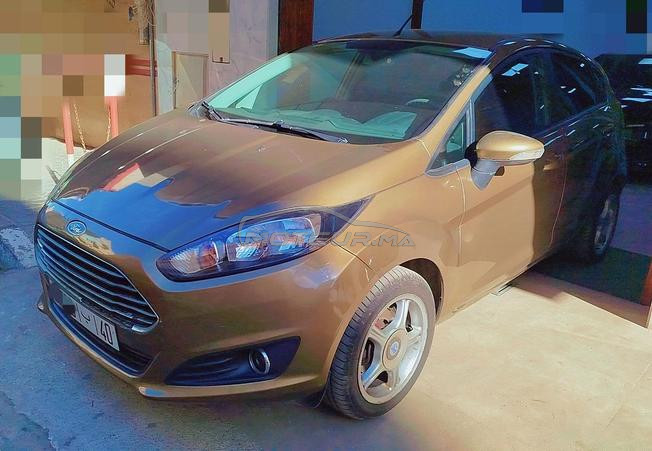 ford Fiesta 1er main Trent plus 