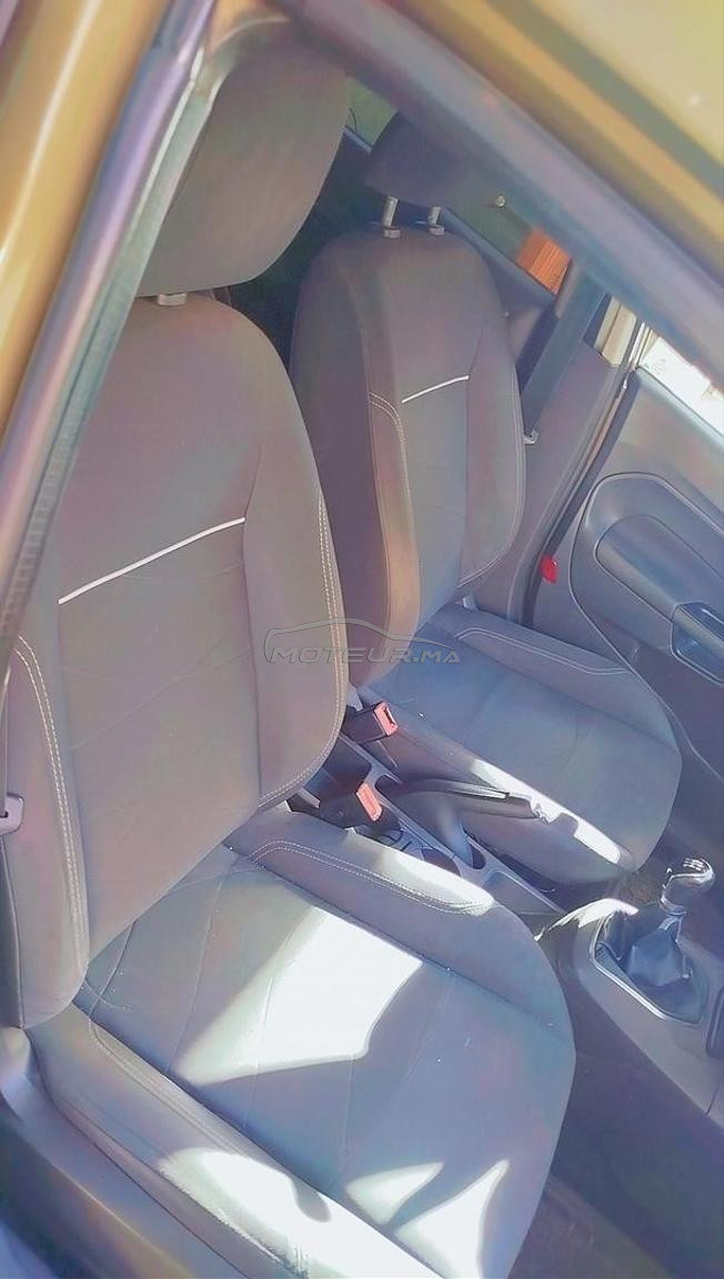 ford Fiesta 1er main Trent plus 