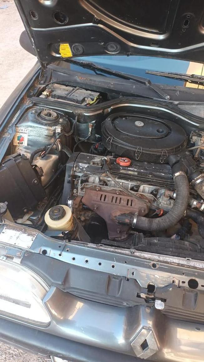 Renault 19
