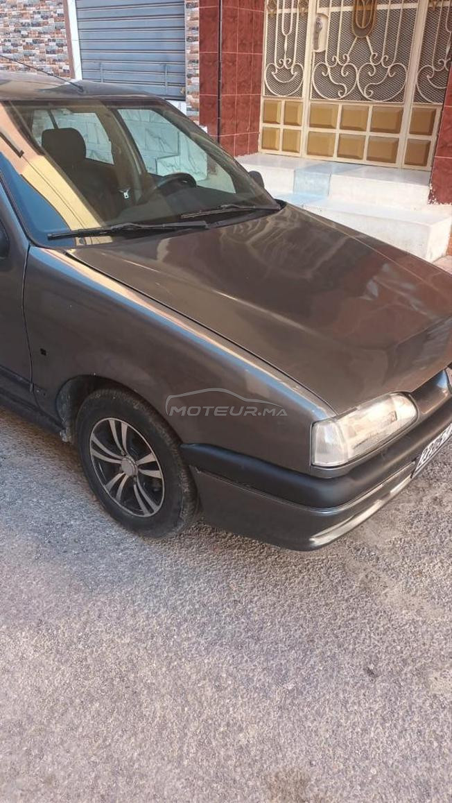 Renault 19