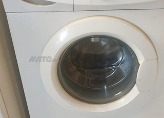 Machine à laver automatique marque Curtis