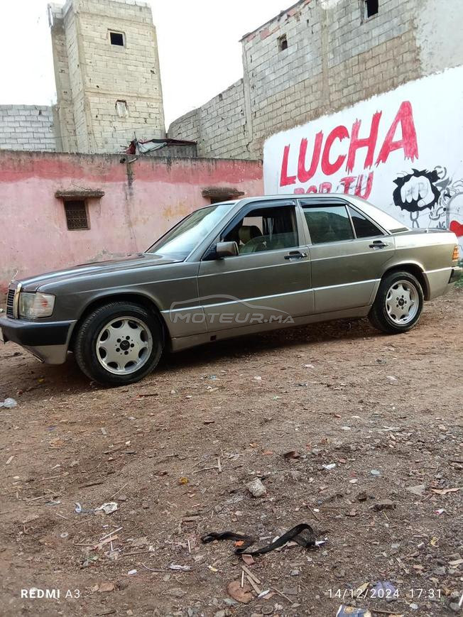 Mercedes-Benz 190