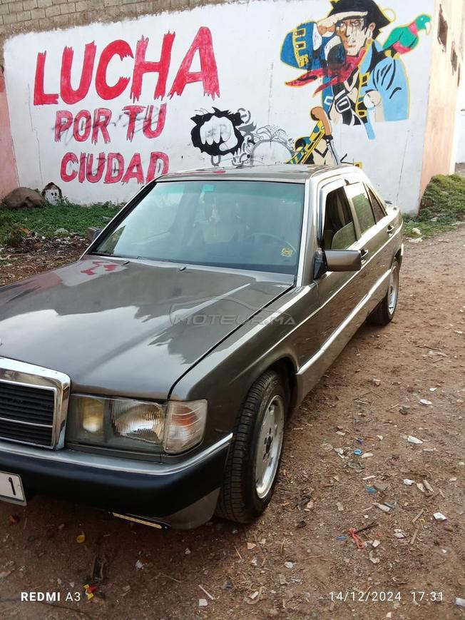 Mercedes-Benz 190