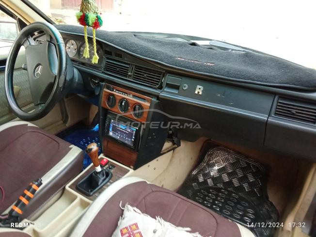 Mercedes-Benz 190