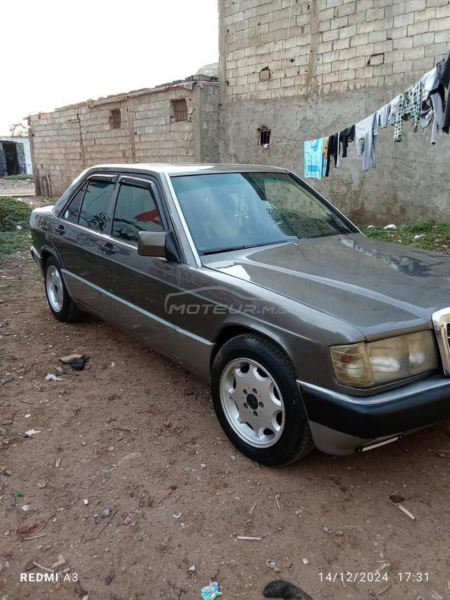 Mercedes-Benz 190