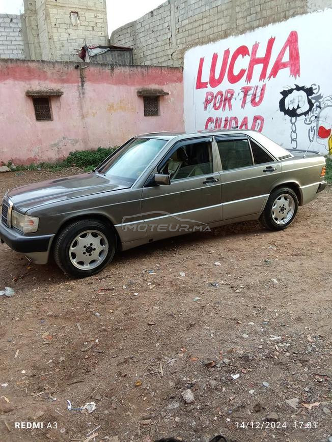 Mercedes-Benz 190