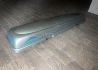 Coffre de toit de voiture