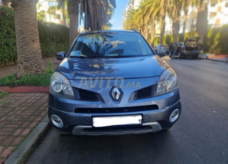 Excellente Renault Koleos Essence 2010- Casablanca