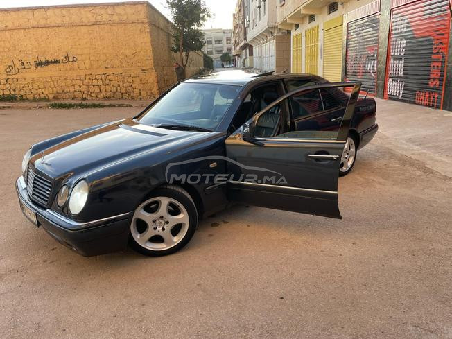 Mercedes Benz w210 e300