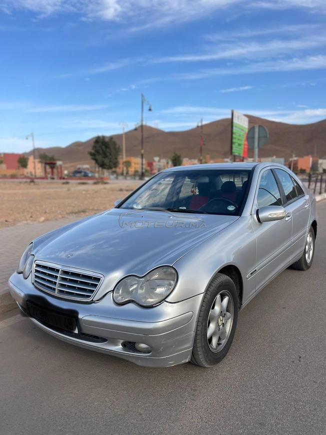 Mercedes C200 