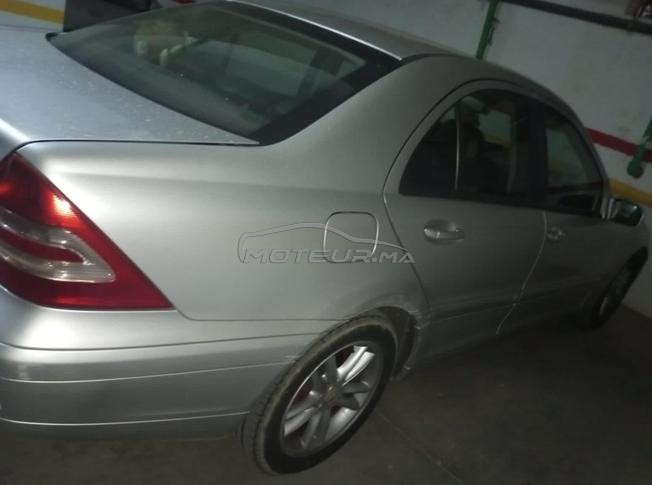 Mercedes-Benz 220 Diesel Manuelle 2005 à Temara