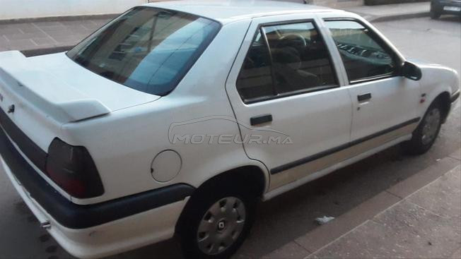 Renault 19 Essence Manuelle 1996 à Oujda