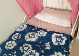 lit,  sommier, matelas, tente