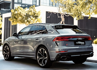 Audi RSQ8 full option 