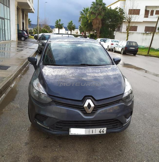 Renault Clio Essence Manuelle 2019 à Tétouan