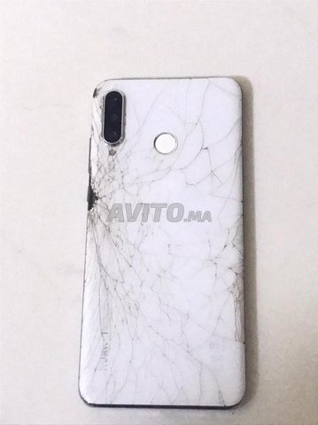  قابل للتفاوض hwawi p30 lite 128 giga 4 ram 