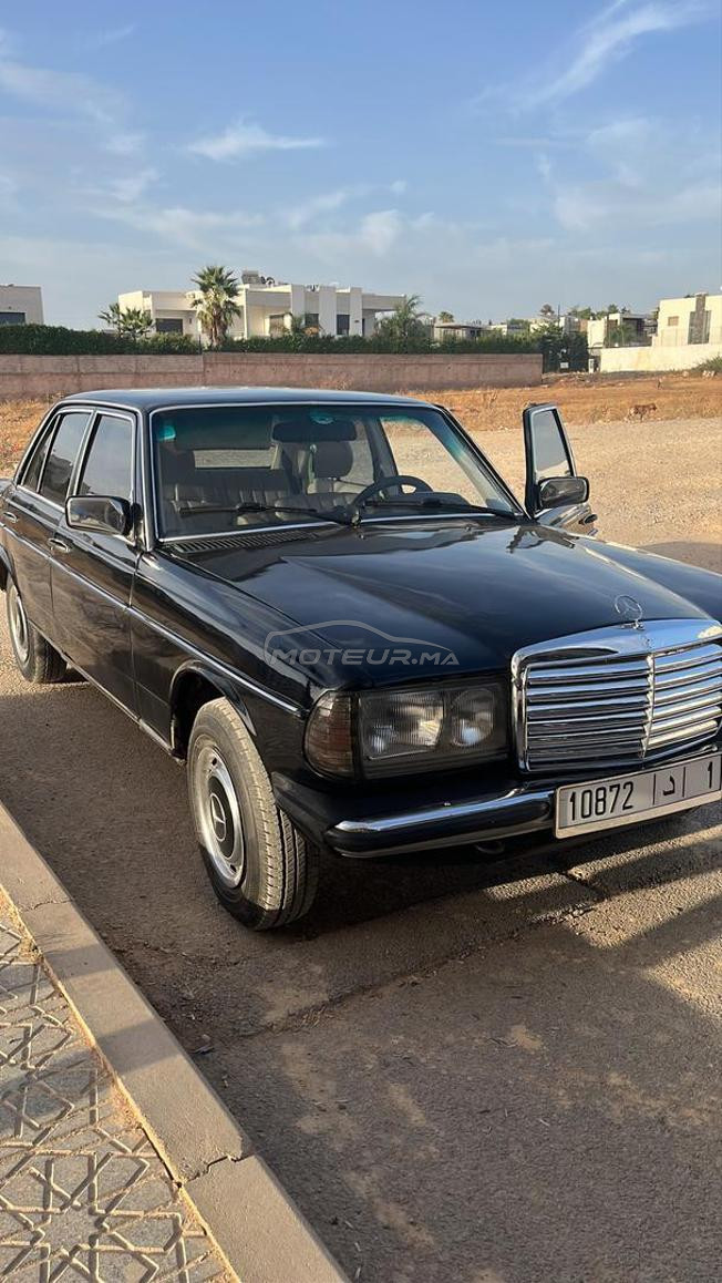 Mercedes 240