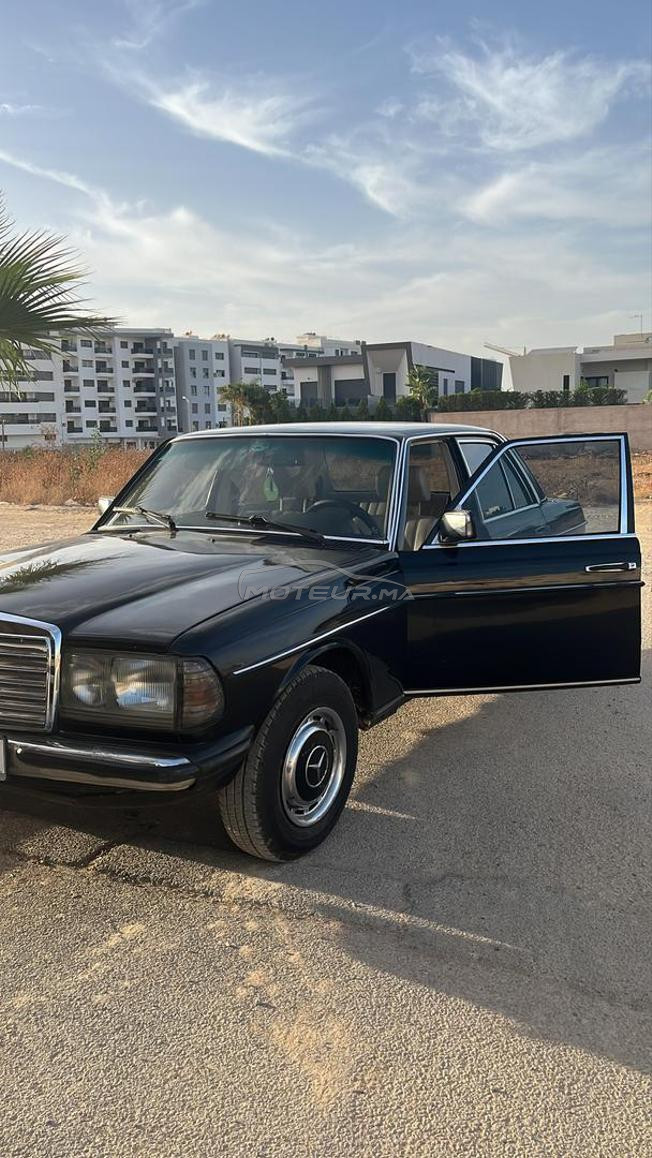 Mercedes 240