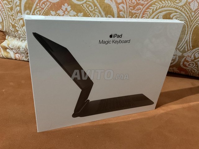 Magic Keyboard 11 pouce neuf