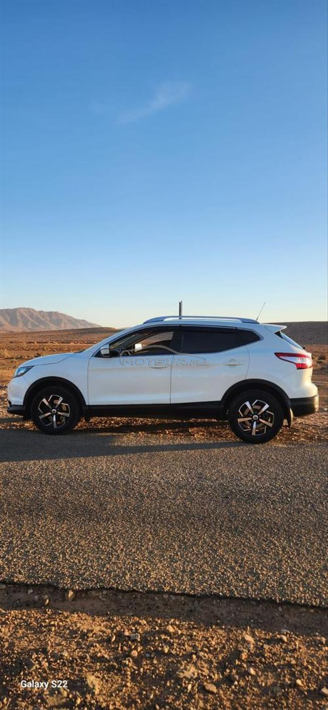 Nissan Qashqai tt options 6 chv diesel model 2015  