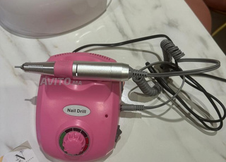 PONCEUSE PROFESSIONNEL ET SECHE VERNIS