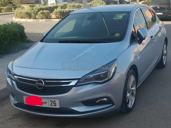 Opel Astra Diesel Automatique 2019 à Tamensourt