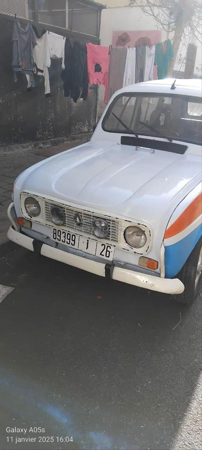 Renault (R4) 