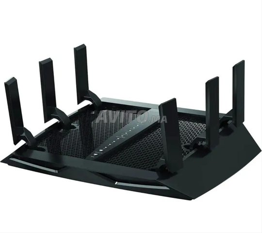 routeur NETGEAR NIGHTHAWK X6 R8000 tri-band