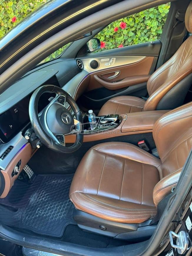Mercedes-Benz 220 Diesel Automatique 2017 à Rabat