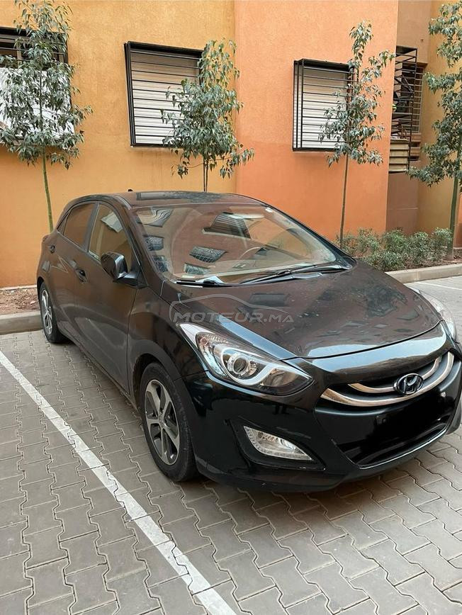 Hyundai i30 2015 excellent état.