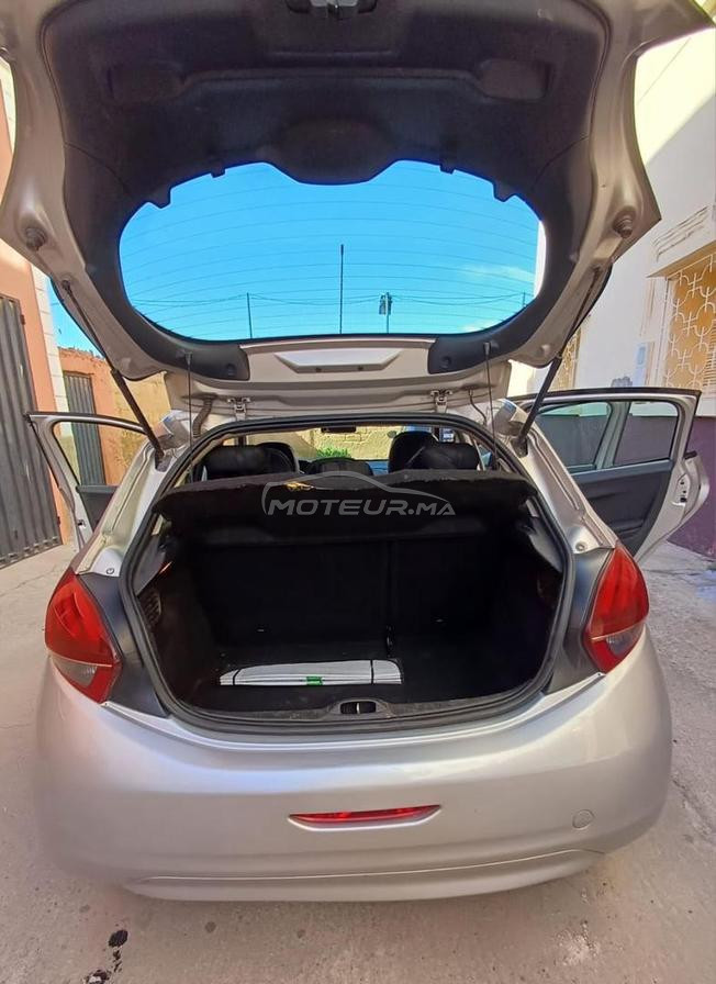 Peugeot 208 Diesel Manuelle 2015 à Safi