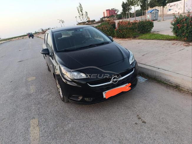 Opel Corsa Essence Manuelle 2018 à Casablanca