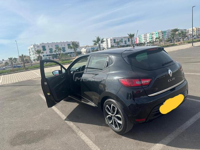 Renault Clio Diesel Automatique 2018 à Agadir
