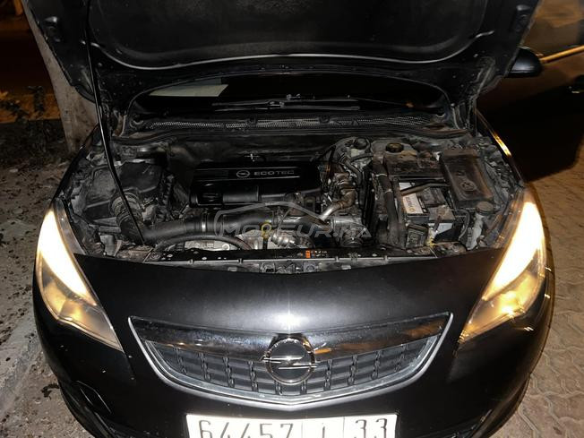 Opel Astra Diesel Manuelle 2012 à Agadir Melloul