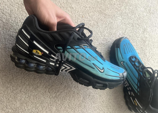 tn nike original couleur bleu taille 44,5