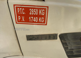 Mercedes-Benz 210 Diesel Manuelle 1993 à Nador