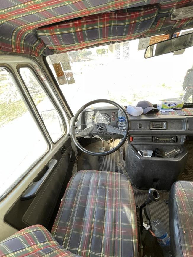 Mercedes-Benz 210 Diesel Manuelle 1993 à Nador