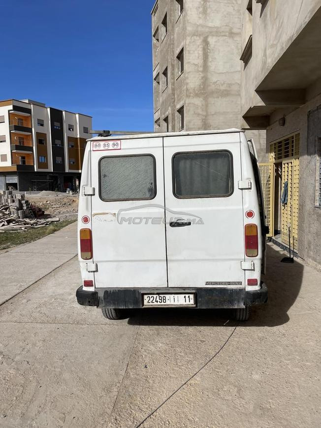 Mercedes-Benz 210 Diesel Manuelle 1993 à Nador