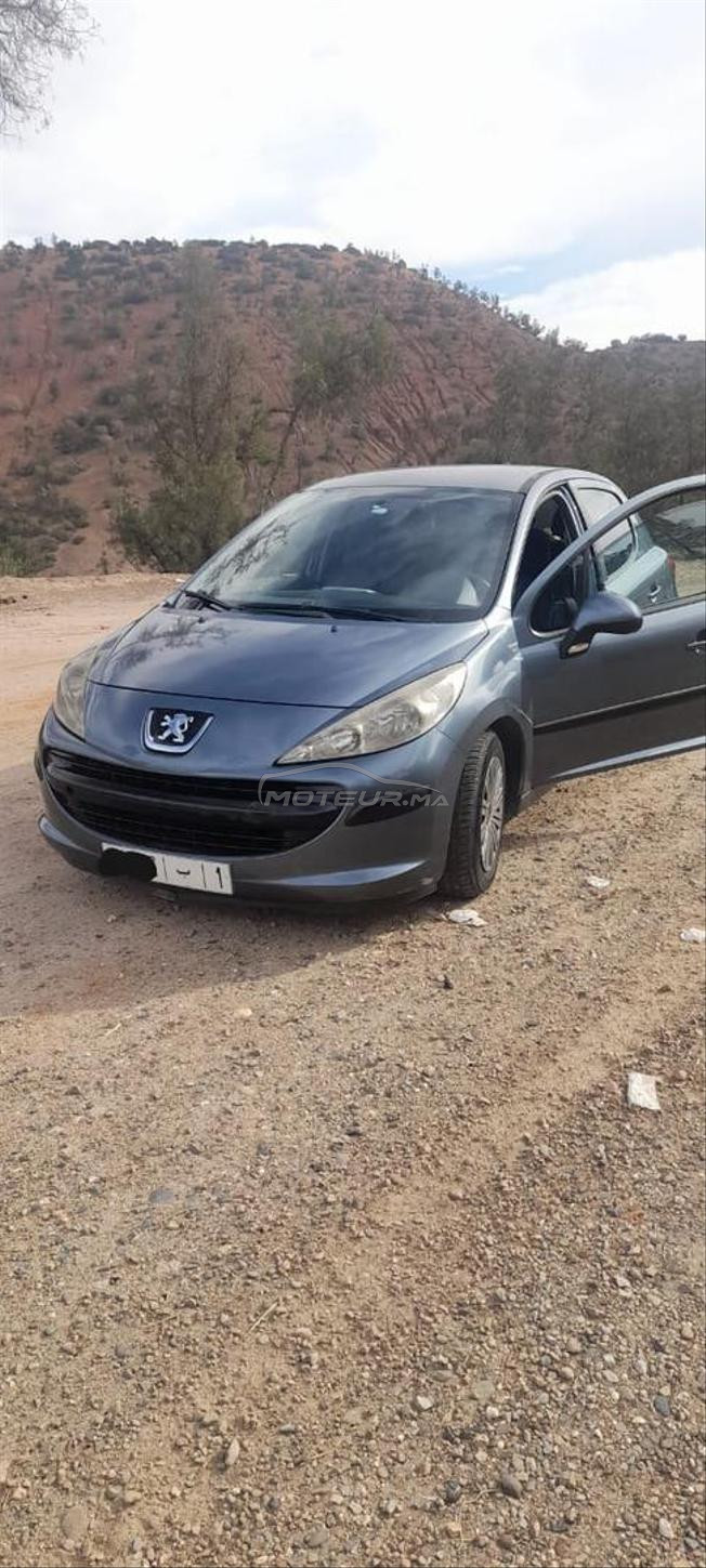 Peugeot 207 Diesel Manuelle 2008 à Rabat