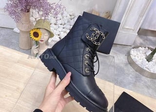 بودز راقي ماركة كوتشي و شانيل