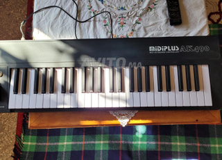 Vend clavier muet pour Pc ou racks de synthés