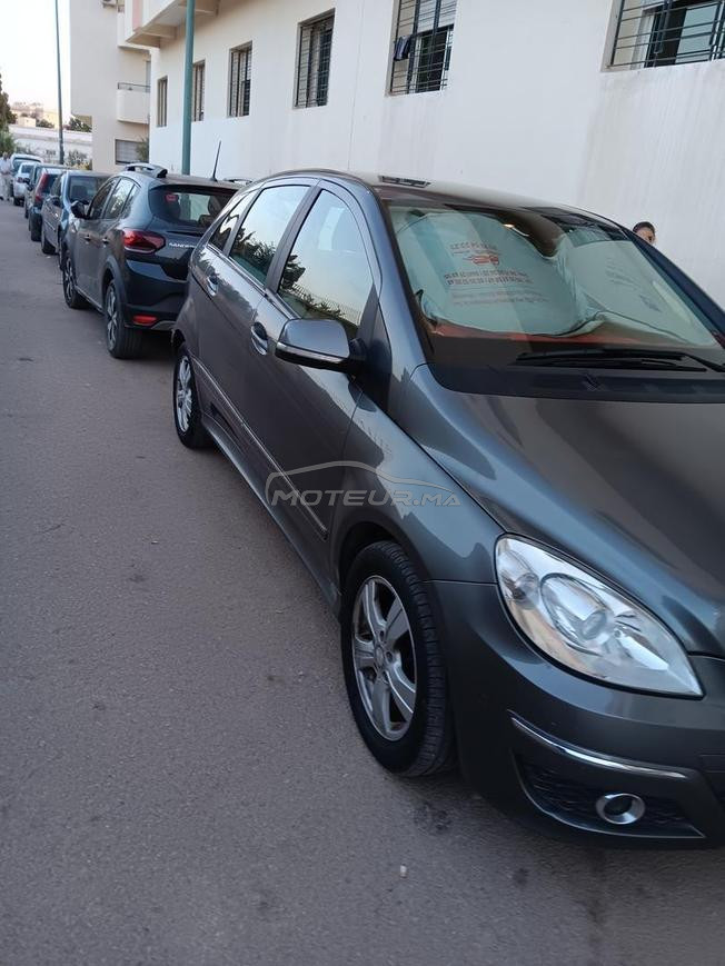 Mercedes série B200 modèles 2010 dédouaner en 2017
