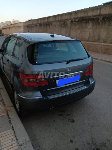 Mercedes série B200 modèles 2010 dédouaner en 2017