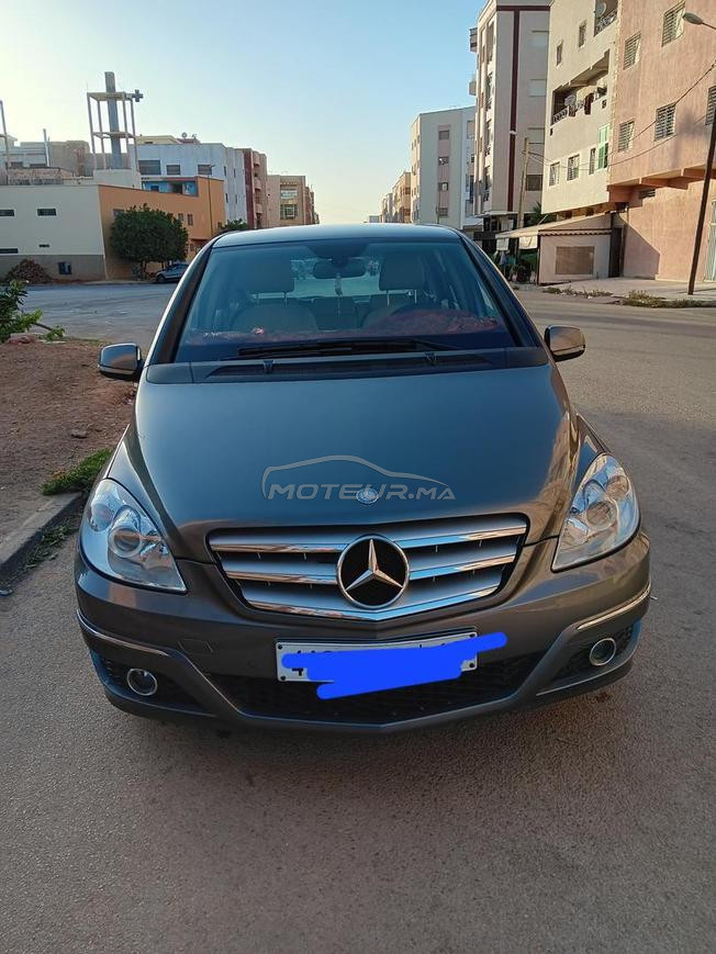 Mercedes série B200 modèles 2010 dédouaner en 2017