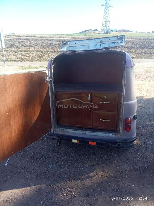 Renault R4 Essence Manuelle 1980 à Settat