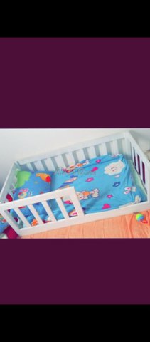 Lit cabane en bois massif pour enfants 