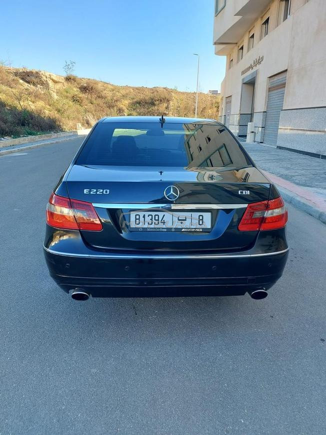 مرسيدس بنز E220
